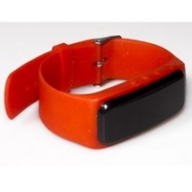 PULSERA QUE MONITORIZA ACTIVIDAD Y SUEÑO