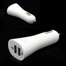 Cargador de mechero con 2 tomas usb para Telefono Movil / tablets / camaras digitales blanco 12/24V
