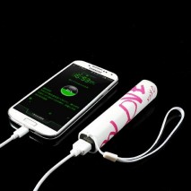 Power Bank 2200 mAh estampado corazones