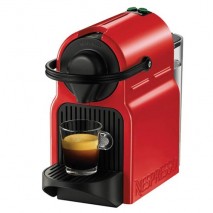 Cafetera Nespresso inissia roja