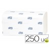 TOALLA DE PAPEL ENGARZADA 2 CAPAS 13X11,5 CM PAQUETE DE 250 UNIDADES PARA DISPENSADOR H3