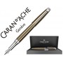 PLUMA CARAN D'ACHE LEMAN CAVIAR COLOR AMBAR Y GRABADO SERPENTEADO ADORNOS EN PLATA RODIADA Y PLUMIN