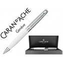 BOLIGRAFO CARAN D'ACHE LEMAN BICOLOR LACA CHINA BLANCA CAPUCHON Y ADORNOS PLATEADOS RODIADOS CON EST