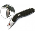 CUTER Q-CONNECT SX72 METALICO ANCHO NEGRO Y GRIS CON MANGO DE PLASTICO Y COMPARTIMENTO PARA CUCHILLA