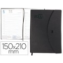 AGENDA ENCUARDERNADA LIDERPAPEL PILOS 15X21 CM DIA PAGINA NEGRA CON BROCHE INTERIOR Y BOLSILLO